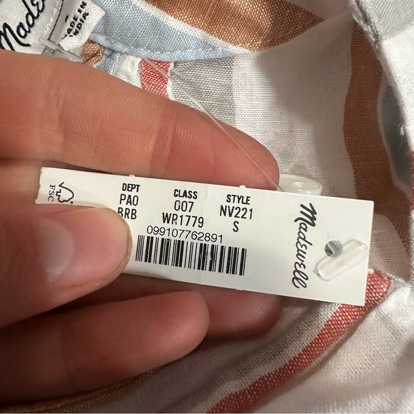 Madewell Button-Front Tank in Linen-Cotton brown Red Blue Stripe - Picture 5 of 6